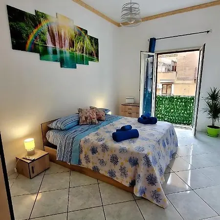 Happie Casa Stazione Apartment Palermo