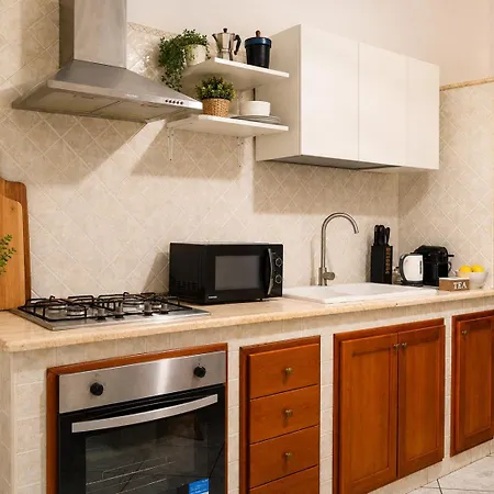 Happie Casa Stazione Appartement *